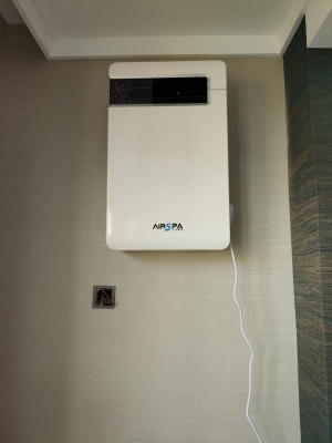 061002.jpg 061002.jpg